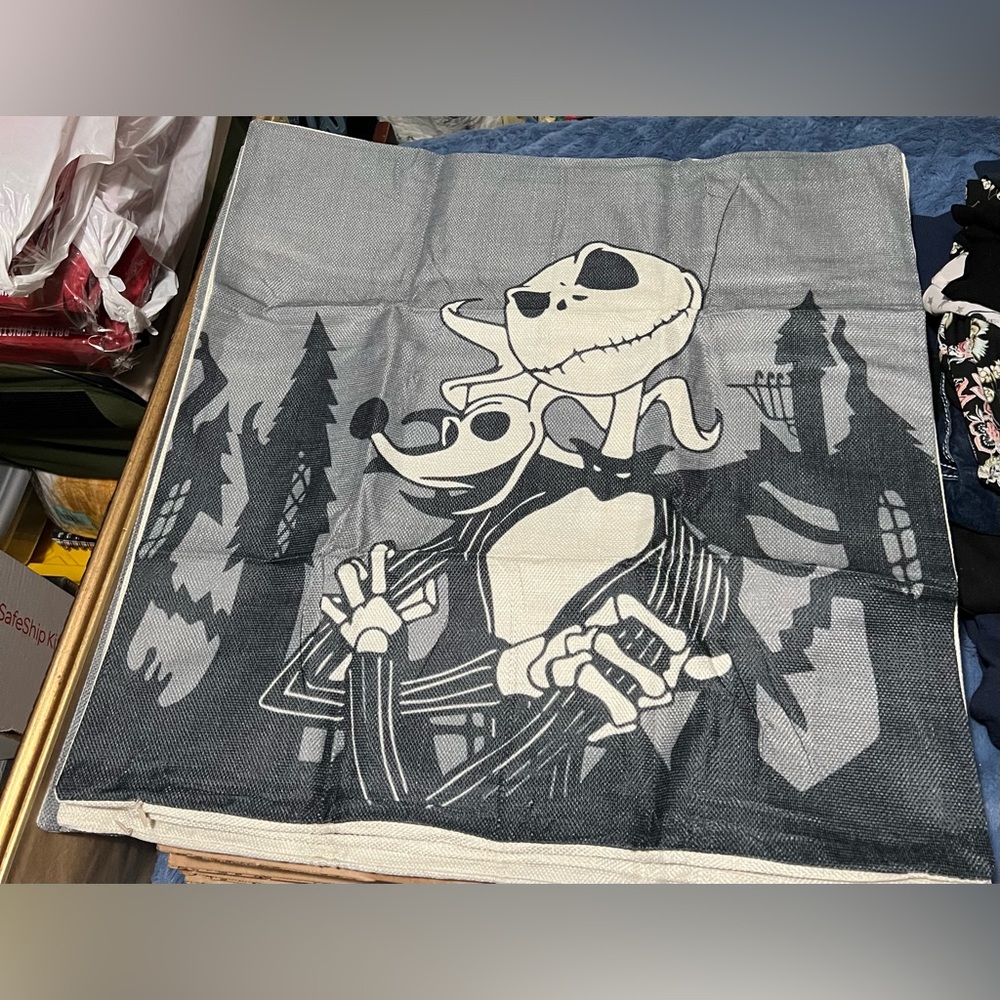 Nightmare Before Christmas Pillow Shams (4)- 23x23-NWOT